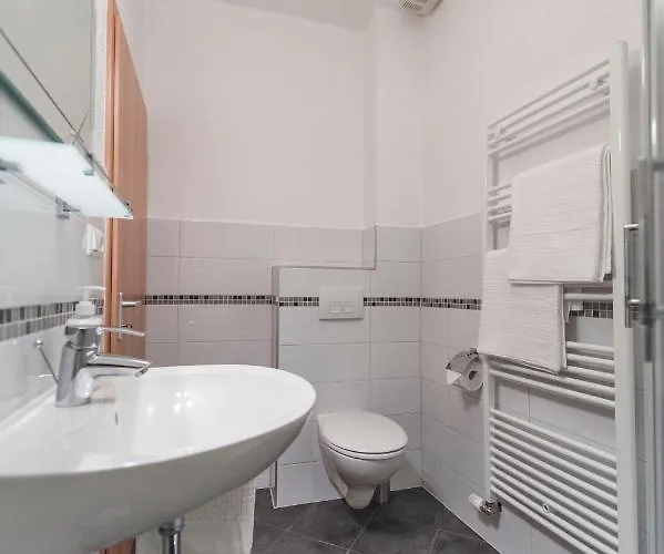 Alojamento de Acomodação e Pequeno-almoço Mediterran